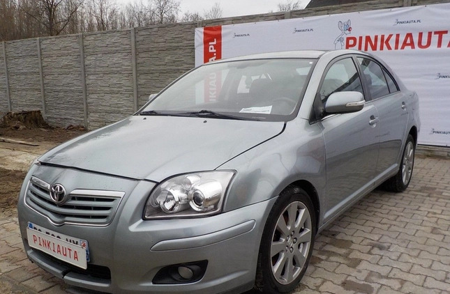 Toyota Avensis cena 10900 przebieg: 173307, rok produkcji 2009 z Baranów Sandomierski małe 379